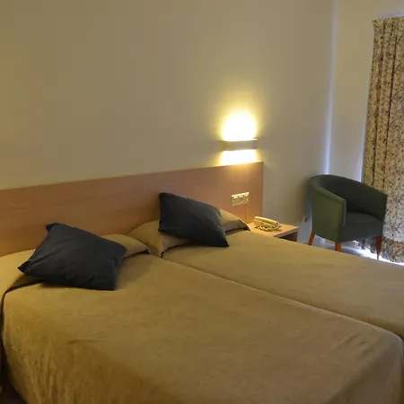 Xaloc Playa Punta Prima (Menorca)