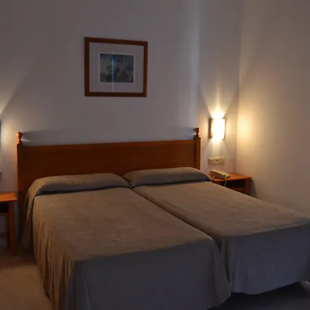 Xaloc Playa 3* Punta Prima (Menorca)