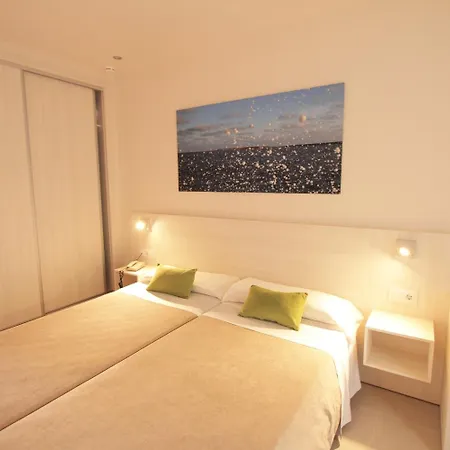 Xaloc Playa 3* Punta Prima (Menorca)
