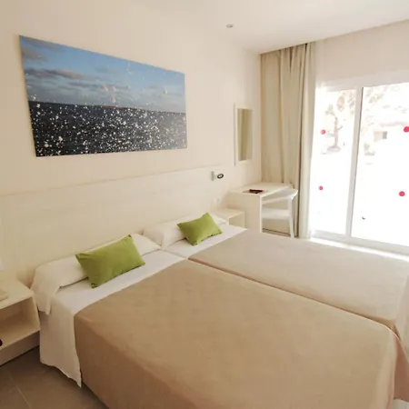 Hotel Xaloc Playa Punta Prima (Menorca)